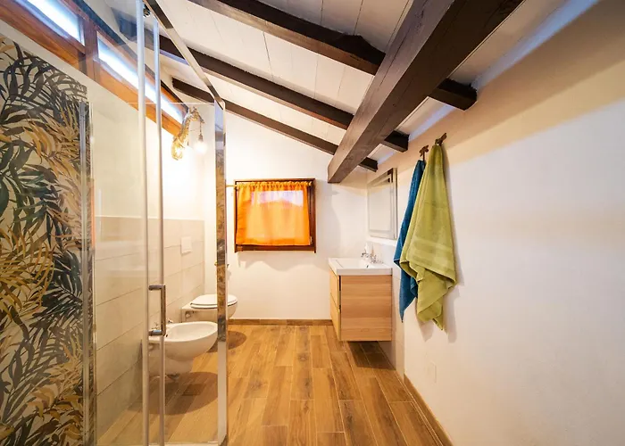 Πανσιόν Barn & Bloom Rustico Del 1800 Monguzzo