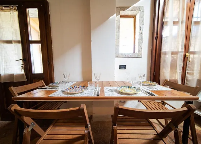 Barn & Bloom Rustico Del 1800 Guest house