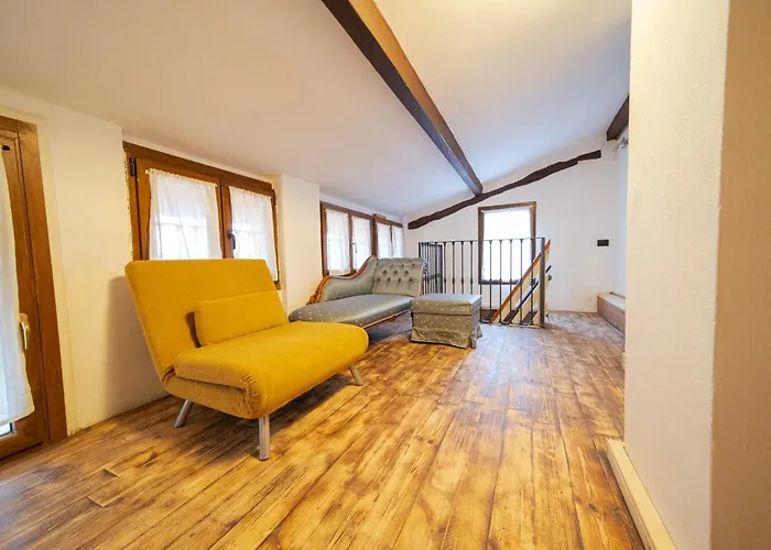 Barn & Bloom Rustico Del 1800 Casa de hóspedes Monguzzo