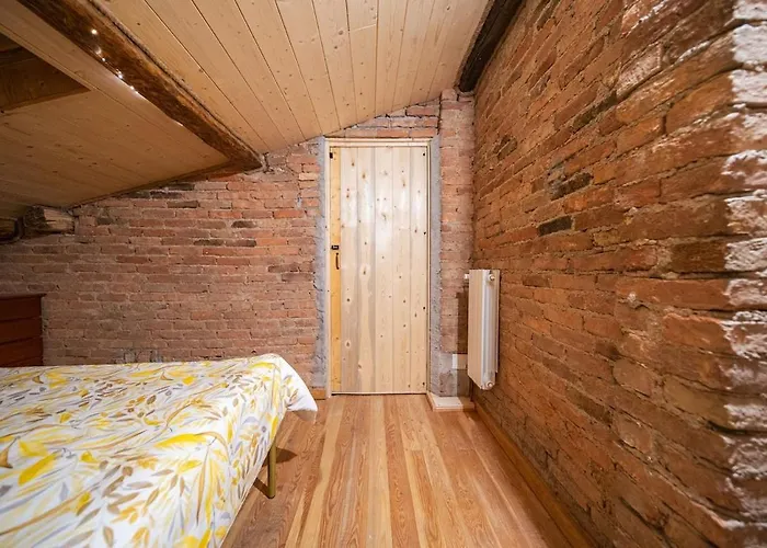 Barn & Bloom Rustico Del 1800